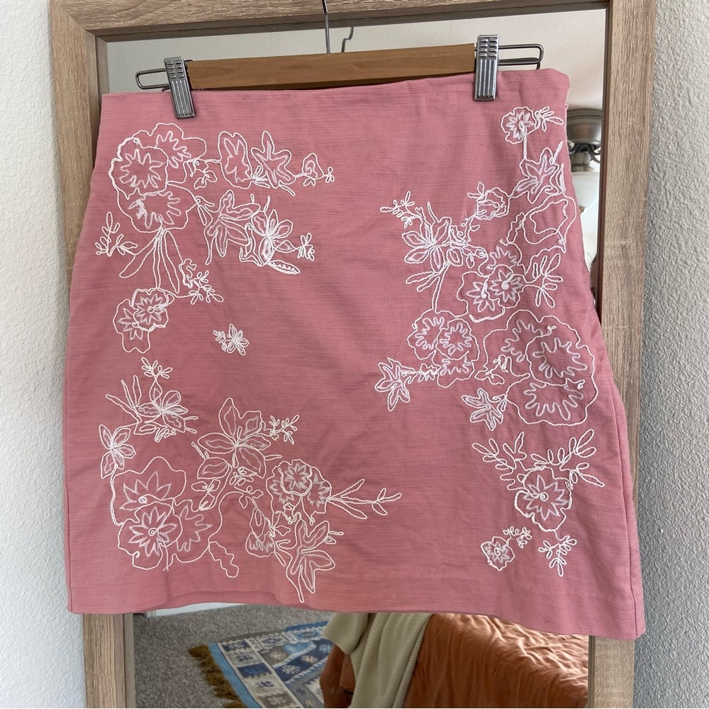 Loft shift skirt pink embroidered